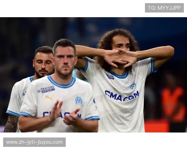 马赛年轻球员在新赛季崛起展现巨大潜力 助力球队走向辉煌 马赛年轻球员在新赛季崛起展现巨大潜力 助力球队走向辉煌